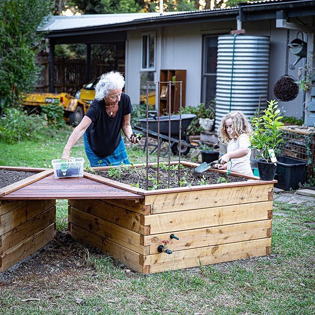 ModBOX_co's tweet image. ModBOX Benedetto 1250mm x 1250mm x 600mm high Provence Style with Wicking System Kit. #raisedgardenbeds #planterbox #wickingbed #melbourne #australia bit.ly/2X9T0pU