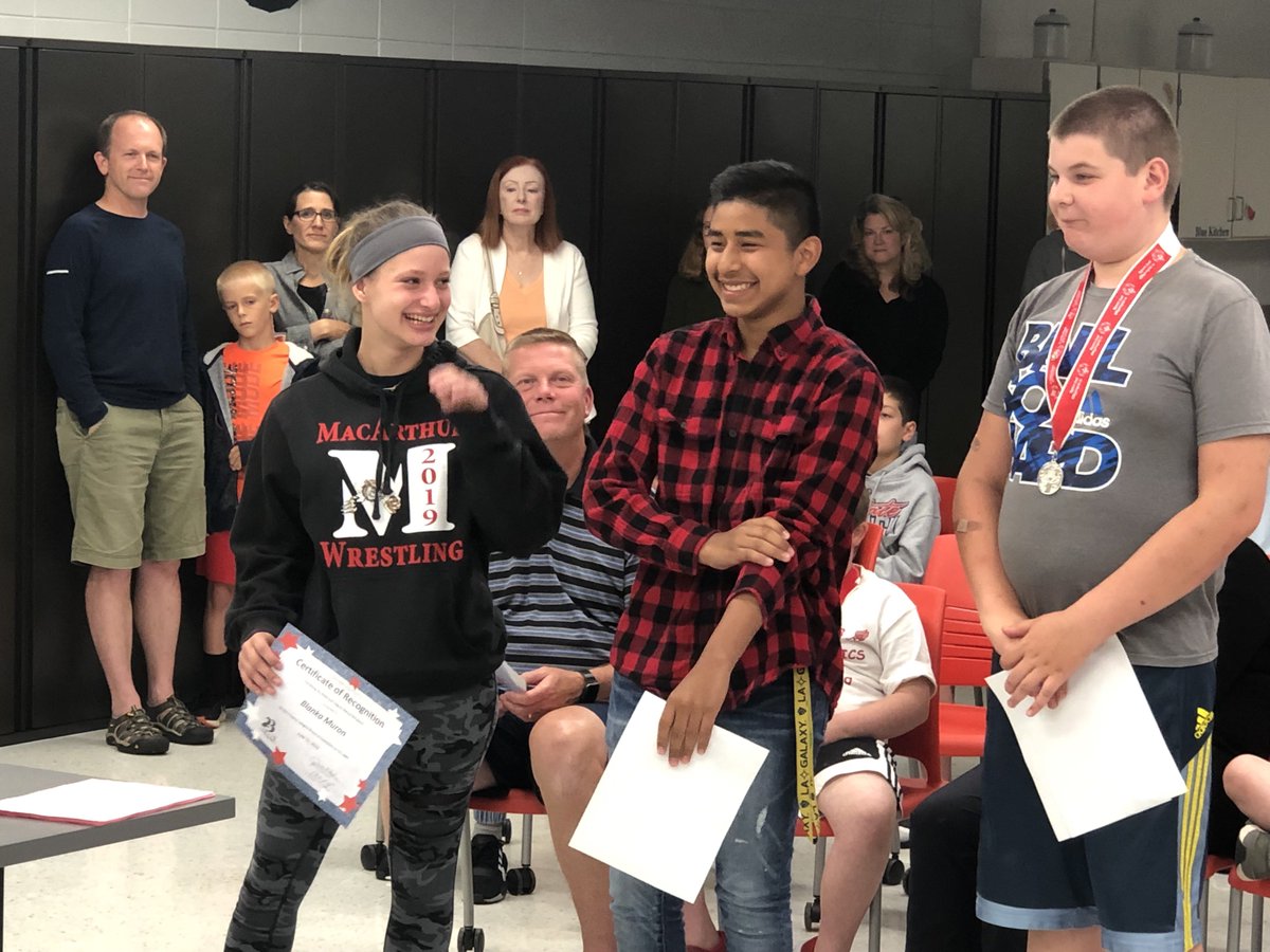 PHSD23's tweet photo. Leading our pledge tonight @D23MacArthur State Track Qualifiers, the Special Olympics State Qualifiers, and the American Legion Award Recipients. Way to represent kids! #proud2BD23 #phsd23 https://t.co/icNtlAIyb4