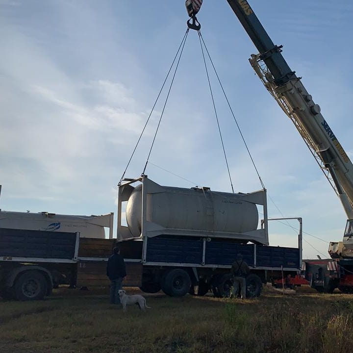 GrupoElAzul's tweet photo. #PLOT realizó un nuevo operativo de carga del #ferrocarril #BelgranoCargas https://t.co/rC37vOcCe7