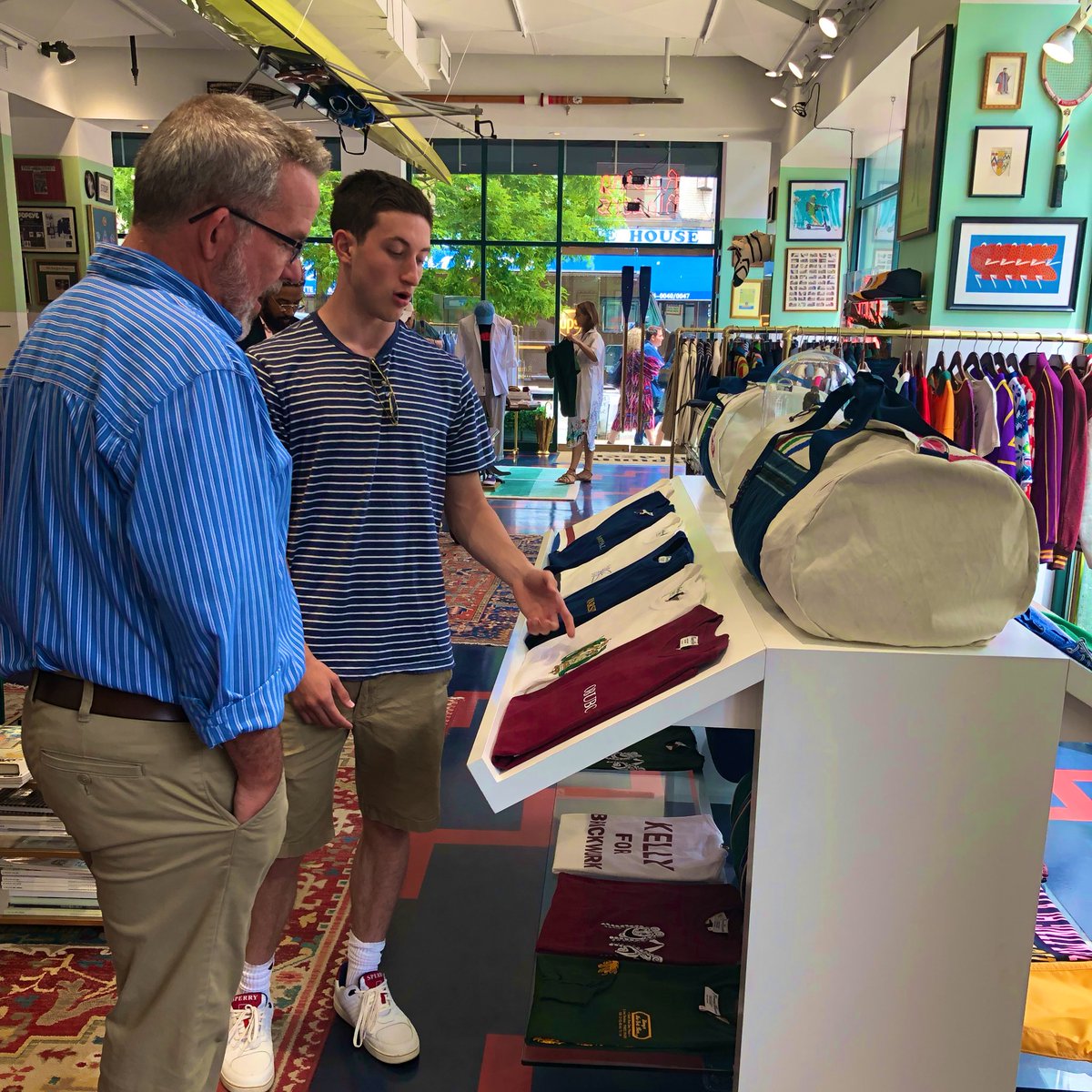 VHSCapstone's tweet photo. Spent the day in NYC visiting some students who are learning the ins &amp; outs of their family businesses #TheBrokenCoconut @GWMarket @RowingBlazers #VHSBusinessDept #NJSLE #BusEdu https://t.co/MS3C3hxwHO