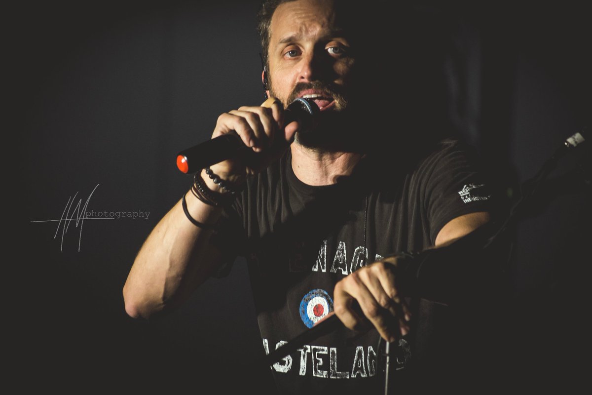 H_M_Photo's tweet photo. Two different styles
@RobBenedict
#SPNCLE 2018 https://t.co/4nrbuROzqf