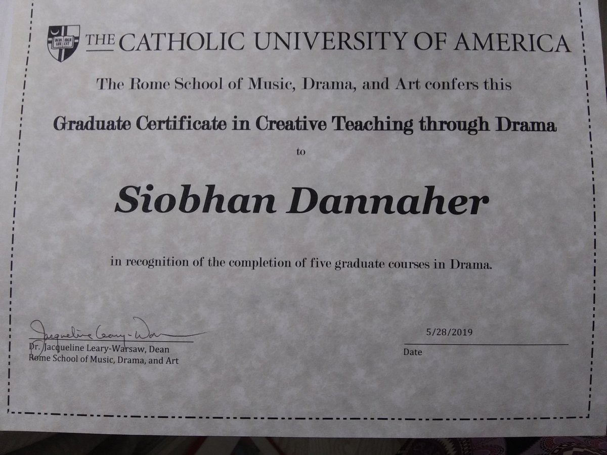 Just completed my Graduate Certificate in #CreativeTeaching this year!  Excited for more #CreativeLearning & #ArtsIntegration 🎨👩‍🎨🎭
drama.catholic.edu/academics/cert…