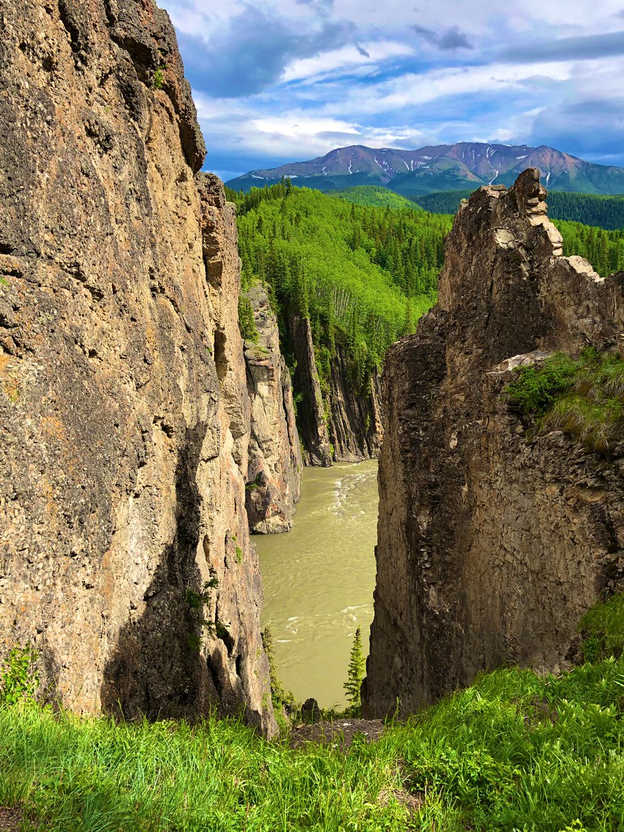 BartkoEric's tweet photo. Took some time today and went hiking in Grande Cache, Alberta after servicing a valued customer. Got them set up with Sikament 475 for there upcoming CFA piles and slab work this summer. 
@BartkoEric https://t.co/XBOGwldaqd