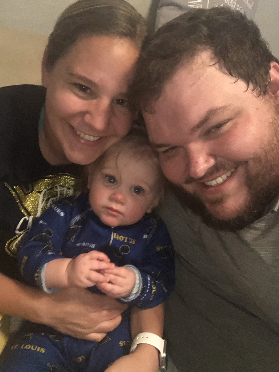 TravisGreenSTL's tweet photo. Tonight, I got to spend this one with the people I love the most. My dad...the one who made me a hockey fan, and the one who gave me the curse of being a true #StlBlues fan...my wife and my daughter! I couldn’t have asked for a better night! https://t.co/OXEV9os5Ge