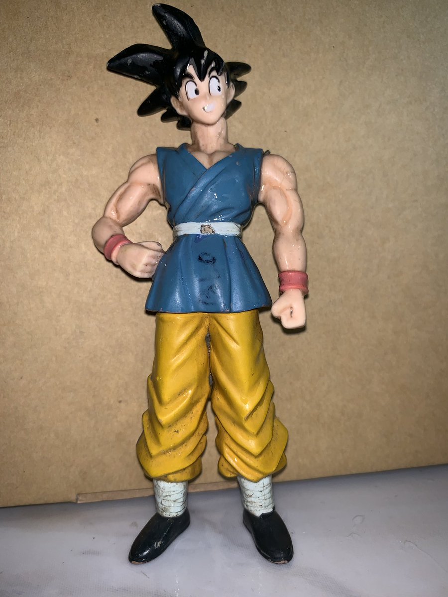 FIGURE tweet media