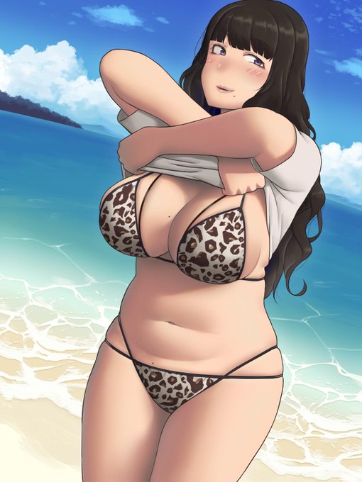 海の豹柄ビキニのお姉さんです 