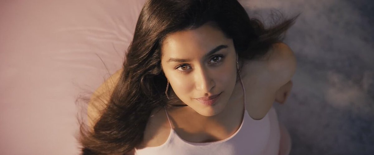#SAAHOTEASER IS OUT NOW! ♥️ bit.ly/Saaho_Hindi_Te…