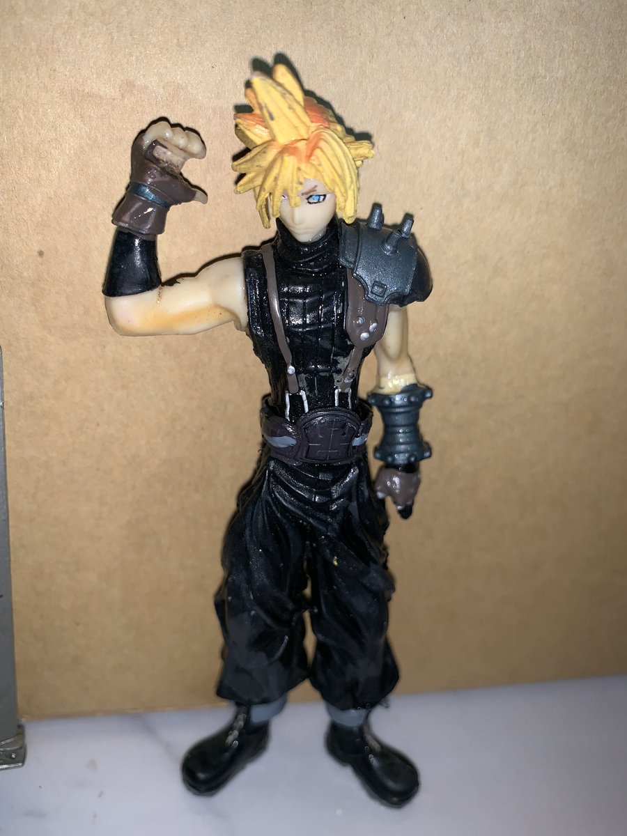 FIGURE tweet media