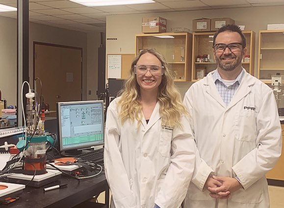 Congrats Lexi on your undergrad scholarship. You are such an awesome addition to our lab. Bioprocess virus production #CancerResearch