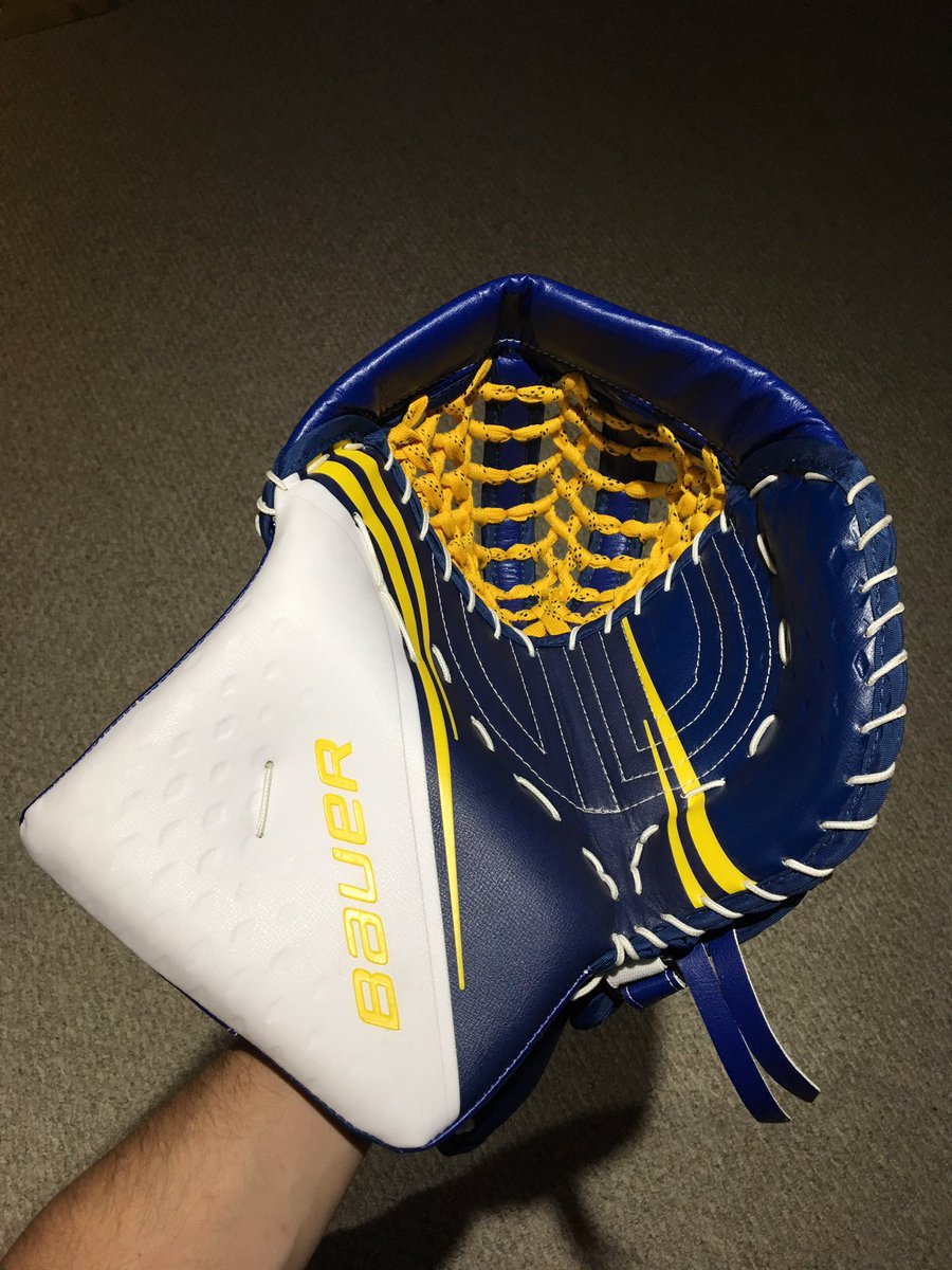BdnSourceGOAL's tweet photo. Is it fate that I'm lacing this beauty @BauerHockey #2XPro in @StLouisBlues colors as I watch the scf game 7? #MonsterPocket for @Nadog_falloon30 of the @AAAMidgetChiefs #WherePucksGoToDie https://t.co/WFffzVqNUO