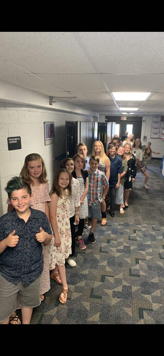petschpals's tweet photo. Dublin 5th Grade Graduation Ceremony (and beautiful day for outdoor photos) ☀️ @DublinWL @WalledLkSchools #wleced https://t.co/OWxwuPncsJ