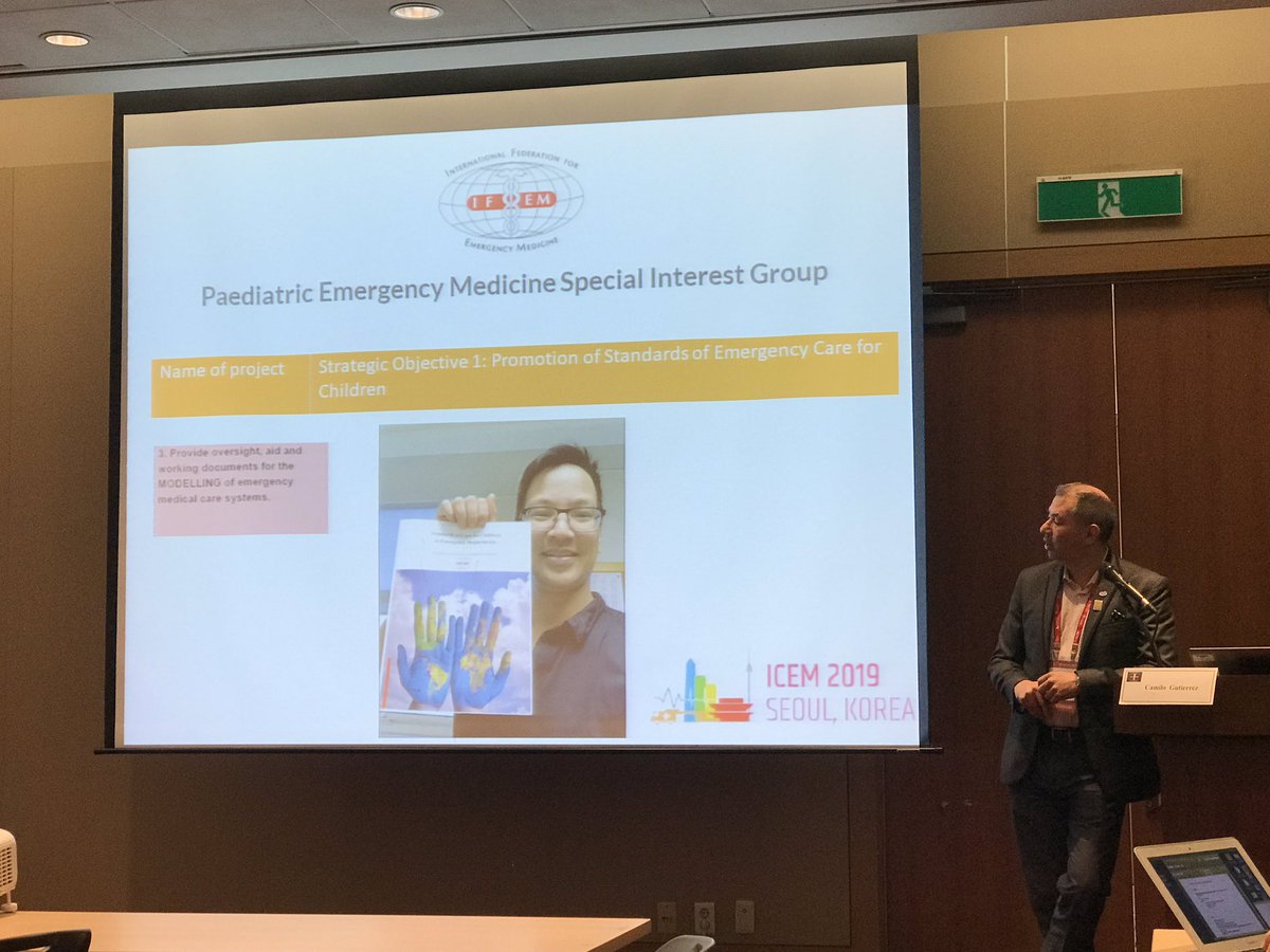 HaikoJahn's tweet photo. #PEMSIG #PEM #EM #paediatrics #ICEM2019 launch of revised: standards of emergency care for children, document V3.0 https://t.co/domGkdusVa https://t.co/qc2ccFX3XN