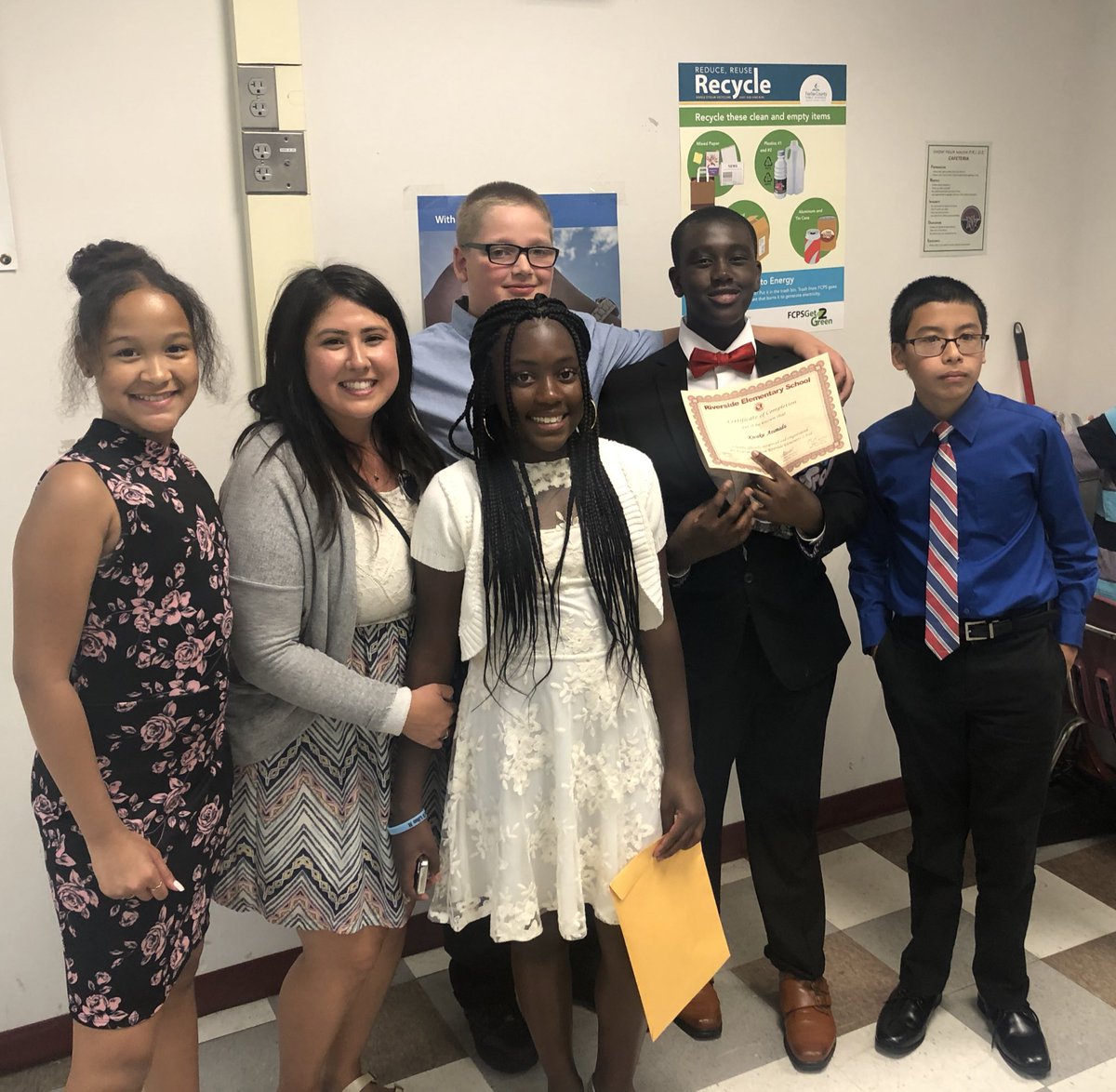 MsMannoFCPS's tweet photo. Congratulations to the 6th graders at @RiversideFCPS! #samedress #samesmiles #dontforgetaboutme #itaughtyoumultiplicationanddivision #middleschoolheretheycome https://t.co/trZnCuQWpo