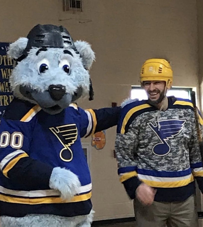 ABKilpatrickSr's tweet photo. @MrNewellCM #LGB #GoEagles https://t.co/0HvUKn34PF