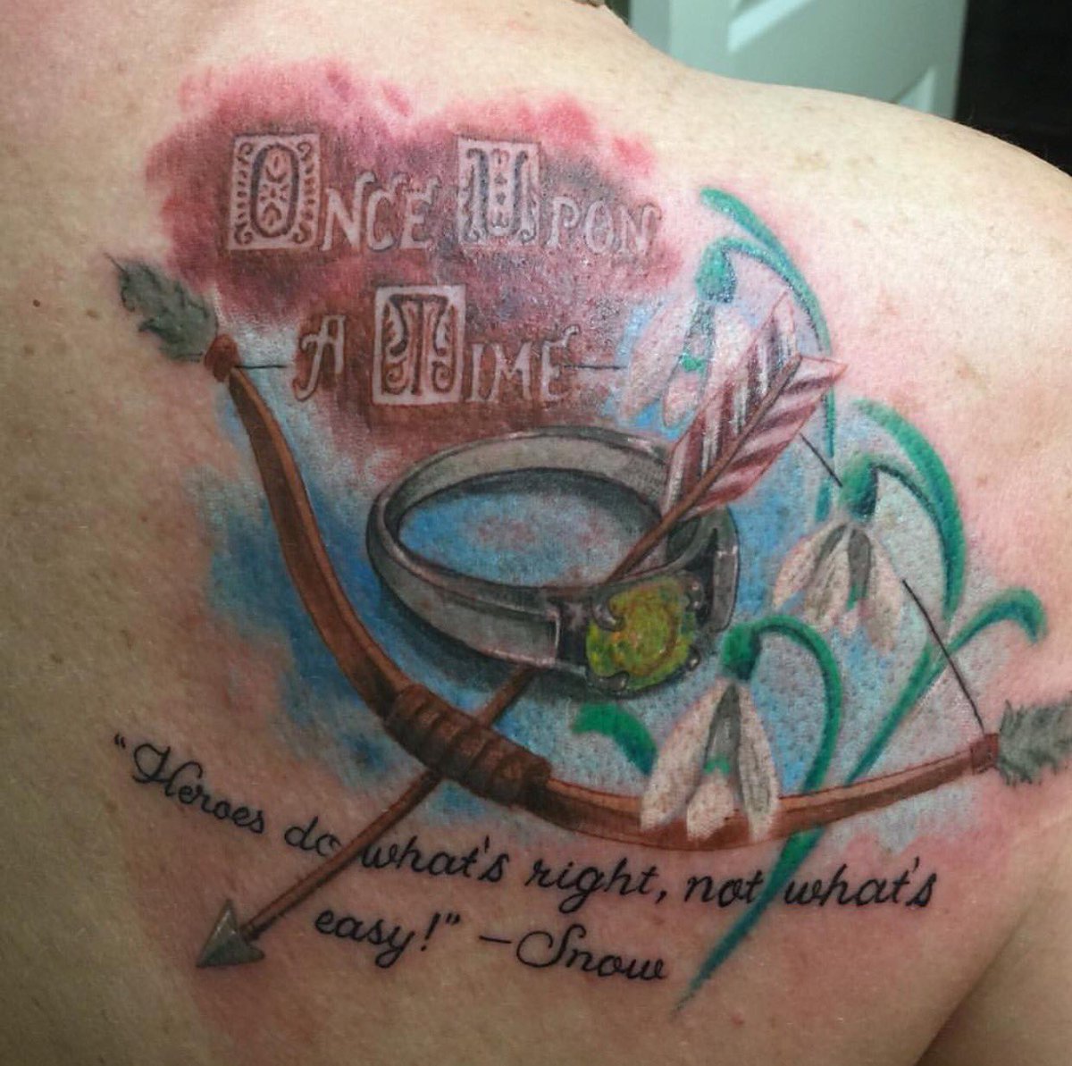 Dreamality7's tweet photo. @JoshDallas I am a huge Oncer. I adore Snow, and I love Charming, and Emma as well. I have a Snow tattoo. I wanted it to be cool, but girly. #oncerforlife #snowingforever #GinniferGoodwin https://t.co/CtjwHwPKl8