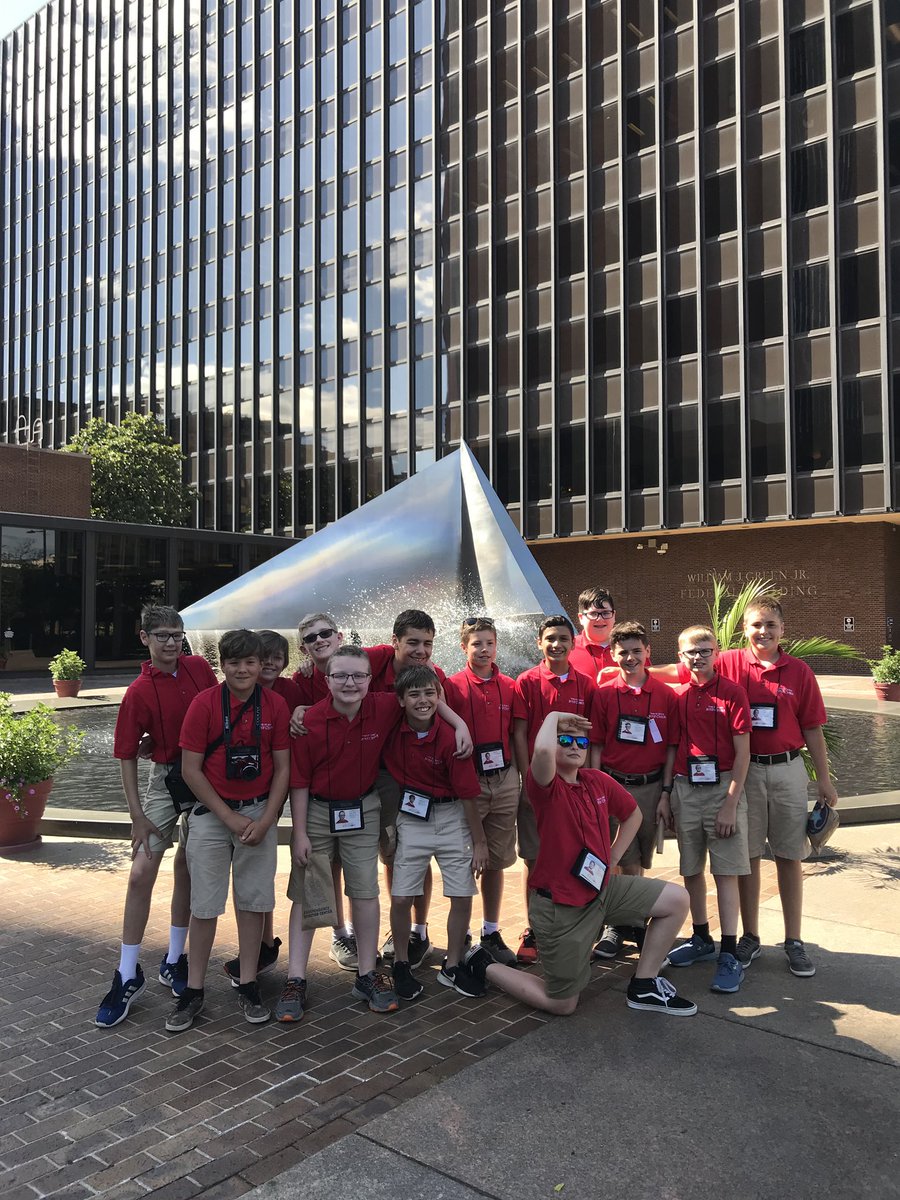 sjbchoir's tweet photo. #Philly we loved you! Thanks for offering a great day of activities, history, and culture for our boys! #FunInPhilly #SJBtoNYC https://t.co/ib7DKNURGK