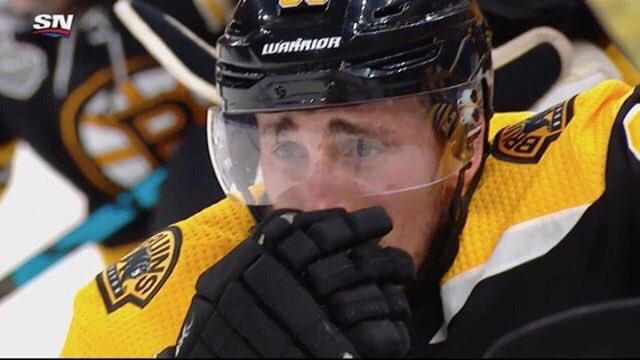 HabsLaughs's tweet photo. “Has my nose been this big this whole time?” https://t.co/GBg8o2ZPat