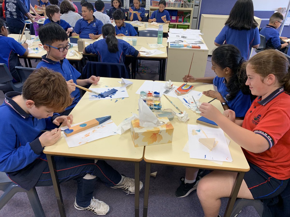 Ms_RailAPS's tweet photo. Refugee week art with Miss Manning. Thank you for teaching and helping us. https://t.co/BXx1BoKben