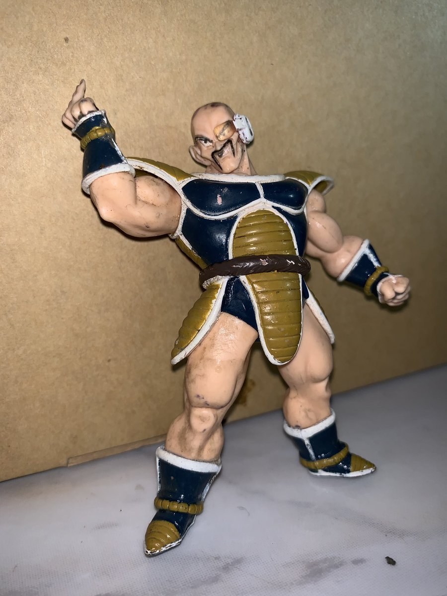 FIGURE tweet media