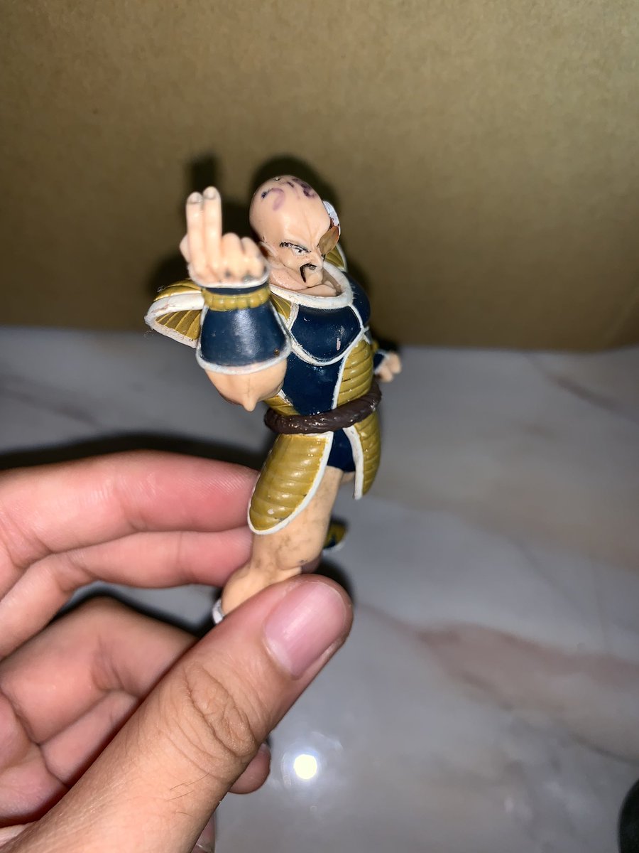 FIGURE tweet media