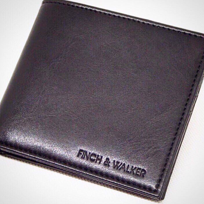 Sharing the first glimpse of our ‘Adalia’ wallet 🌱 #vegan #crueltyfree #ecofriendly #handbags #accessories #shopperbags #fauxleather #fauxsuede #fashion #veganfashion #carryingchangewithstyle #cultureofkindness #finchandwalker #fw #quality #compassionatestyle #comingsoon
