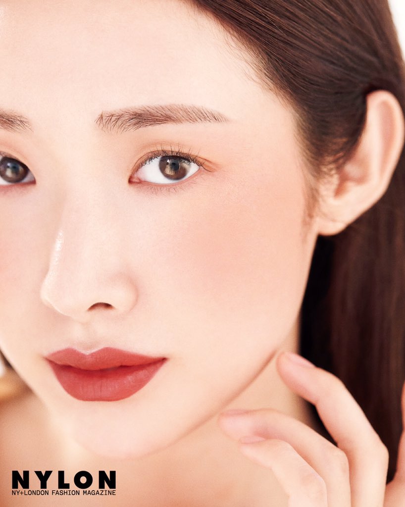 MegaFlux's tweet image. 차정원 화보 보셨어요? 나일론 화보인데 슈에무라 와일드 로즈 컬렉션이래요! 14일 출시 예정!  #차정원화보 #슈에무라 #와일드로즈컬렉션 #차정원 #차정원립스틱 #MLBB