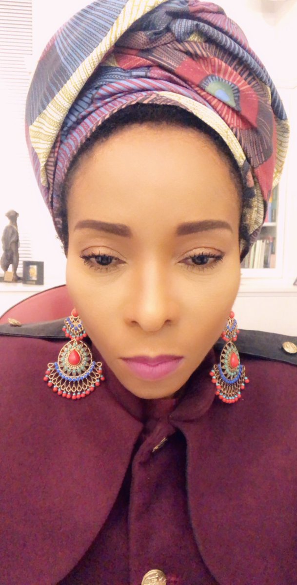 FabAcademic's tweet photo. We have to show up even when we dont feel like it. Tired, cold or simply feeling emotionaly weak - We dress up, show up & do the things that must be done. This is my hustle situation right now. Drop pictures of your situation right now plus an encouragement. #LifeOnTheFastLane https://t.co/ong7yq9SFa