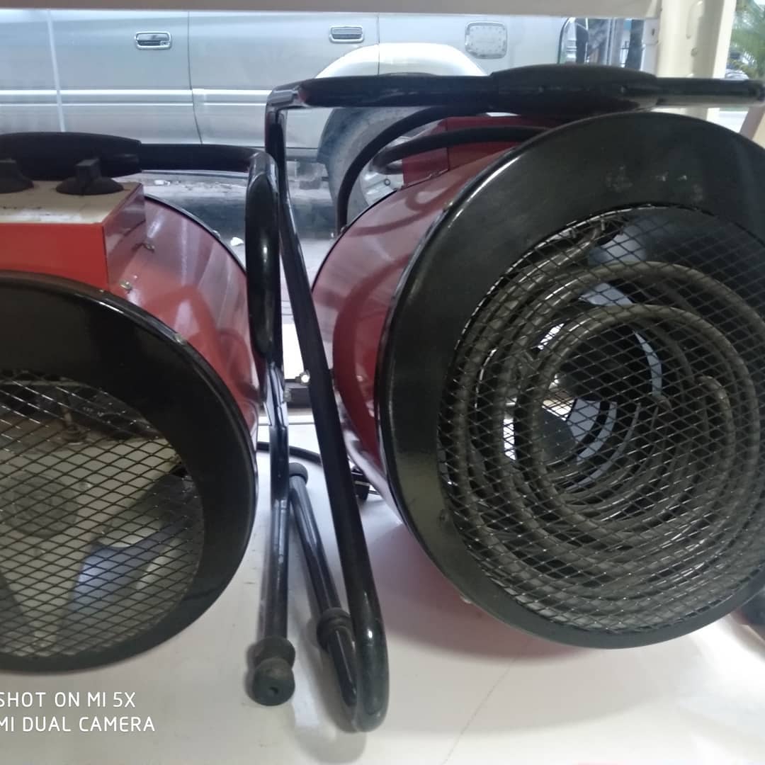 MifugoTz's tweet photo. HEATER ZA UMEME KWAJILI YA KUWAPA JOTO VIFARANGA 500 HADI 30000
Hizi ni #heater za #umeme zinazotumika kulea #Vifaranga
Badala ya kutumia #mkaa au #gesi unaweza kutumia hizi heater kuwapa joto Vifaranga wako
+255 712 253 102(WhatsApp)
+255 765 291 489
+255 625 994 023 https://t.co/pGq9DtuANi