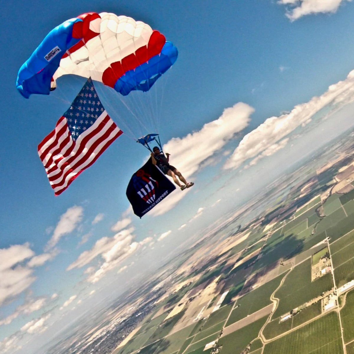 RangerRoad's tweet photo. Spread the word! Our #RangerRoad #FreedomJump2019 will be here before you know it! Mark your calendars for Sept 14 and make sure you don’t miss out on all the fun!! #Skydiving #Tank #Rides #Huey #Flights #FoodTrucks #Music #Entertainment
#Veterans #TogetherWeAreStrong https://t.co/tyg0pxxhw4