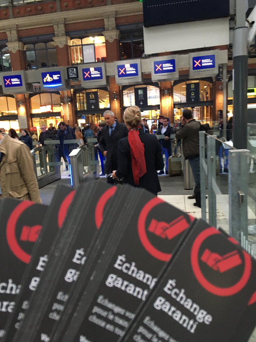 A la rencontre de nos clients ce matin à #LilleFlandres pour expliquer   L’Echange Garanti #TGV #iNOUi