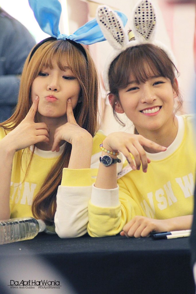 dwnpics's tweet photo. 160306 • DaAprilHarWonia https://t.co/RucMMBKuyJ
