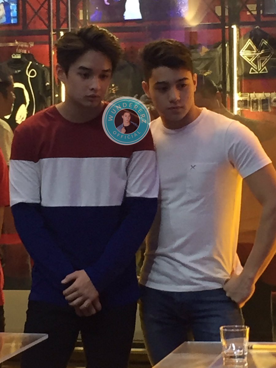 WundererzOFC's tweet photo. LaMich FTW🤣💙
@blueknightlance @mrmichwunder https://t.co/whVzto1bhR