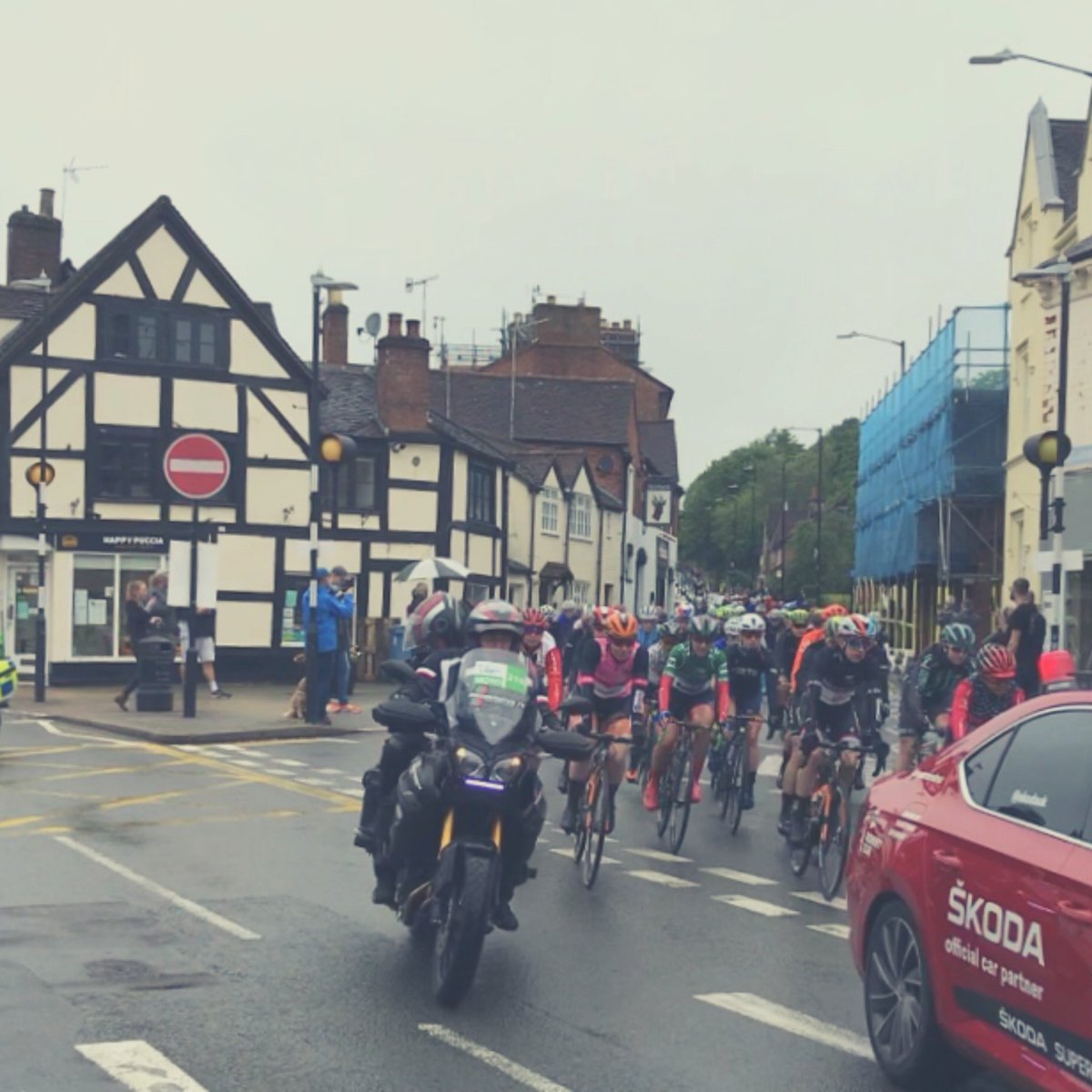 warwickcyclehubs tweet media