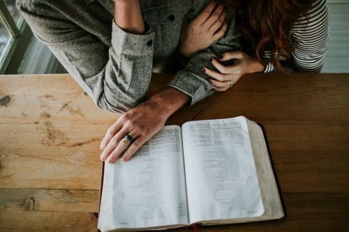 malena_gutier's tweet photo. El Espíritu anhela llenar el corazón humano de entusiasmo por el evangelio. Cuando las buenas nuevas realmente sean tan buenas en nuestro corazón como en la Palabra, la propagación será espontánea e imparable. #LESAdv https://t.co/HVwaPy9Prm