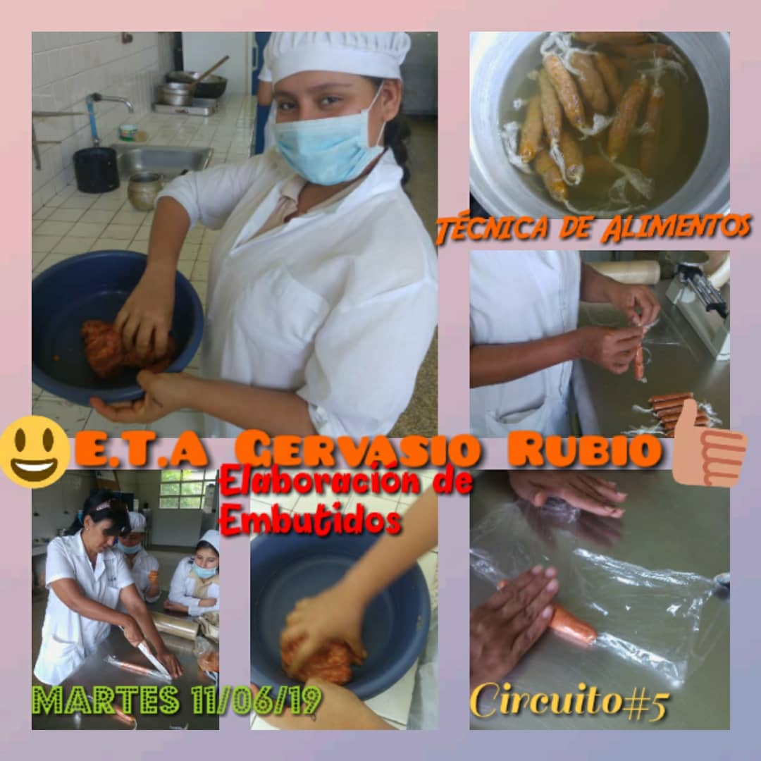 craetagr's tweet photo. Práctica en laboratorio de técnica de alimento con las estudiantes de 4to año bajo la orientación de la profesora especialista  Beatríz, M Preparación de embutidos de carne👍🏼✌🏼🧾👩🏻‍🍳 https://t.co/ndbi7wkQKT