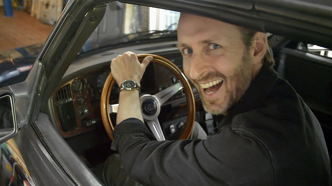 HORLOGES 🎥 | James May doet het; en dus kunnen wij niet achterblijven. Hier is onze eerste unboxing video! 📦

(En we helpen er ook de Huet Brothers mee, die hun eigen sportcoupe aan het bouwen zijn 🙌)
nielsgarage.nl/video-niels-do… #DrivenByDriving #HuetBrothers #Horloge