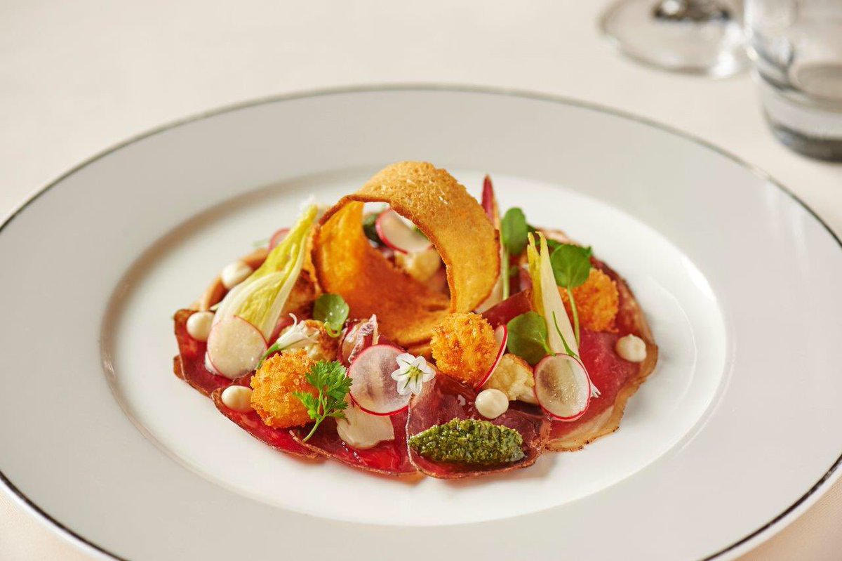 The countdown to lunch is on! See you from 12.30 today #foodie #knightsbridge