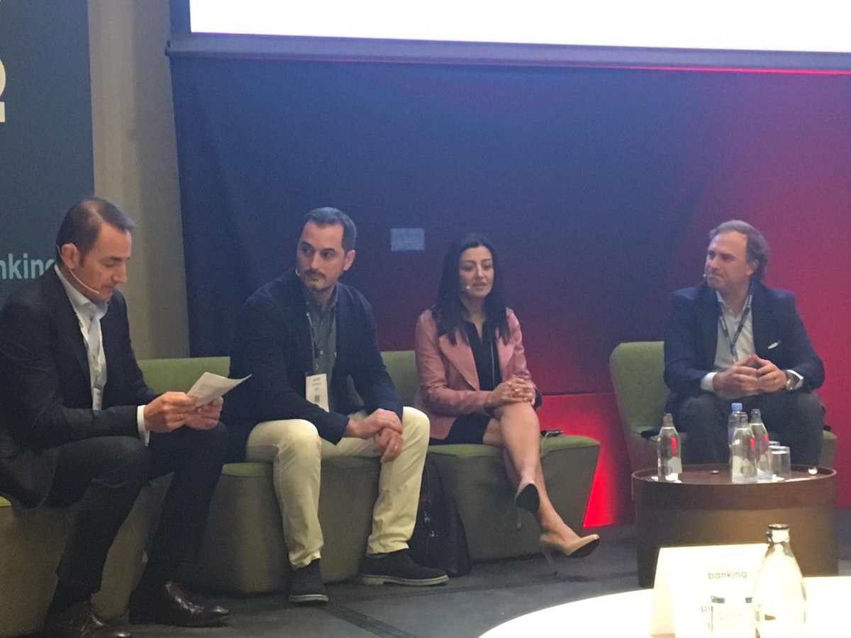 Empieza nuestro panel con <a href="/googlecloud/">Google Cloud</a> en #Revolutionbanking: Alberto Ceniz, Javier Antoniucci, Ulke Rowe y Pablo Ruiz compartirán su visión sobre cómo rediseñar las aplicaciones bancarias para migrar a la nube con éxito. #cloud