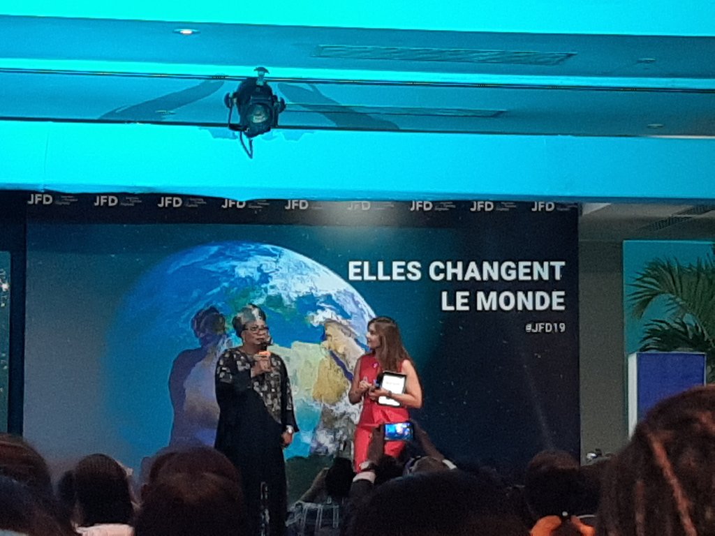 Première Femme Maire de Dakar <a href="/SohamElWardini/">Soham El Wardini</a>. 
Quelle belle exemple pour lancer cette première édition en Afrique de la Journée de la Femme Digitale.
#JFD19 
#WomenPower