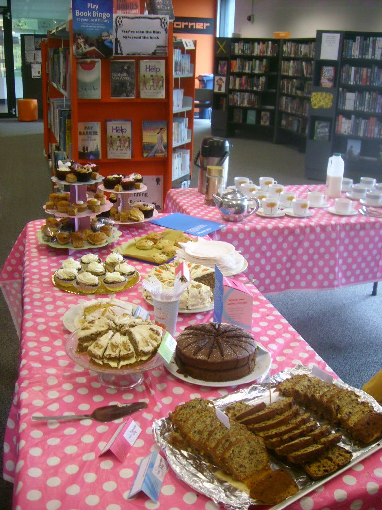 Knowsleylib's tweet photo. At #StockbridgeLibrary we are raising money for the Alzheimer's Society.

We've had a great turnout so far, but there's still plenty of cake, tea &amp; coffee up for grabs. Just call into the library before 12:30pm to make a small donation for #CupcakeDay and enjoy the refreshments https://t.co/E3d5Gvlb36