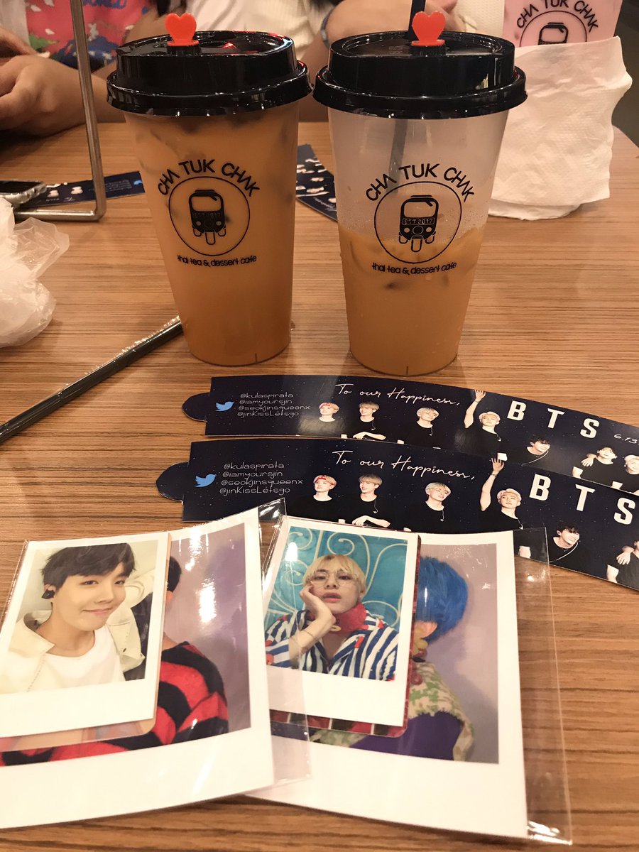 musclepig01's tweet image. Thank you! @seokjinsqueenx @kulaspirata @iamyoursjin @jinkissletsgo 💜💜💜 I had so much fun making new friends and celebrating 6 beautiful years with ARMYs and @BTS_twt ☺️

#OurHappinessBTS #6YearsWithOurHomeBTS #6YearsWithLuv