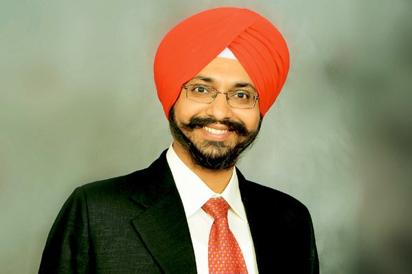 ExpPharma's tweet photo. #ArtificialIntelligence — The future of #pharma industry https://t.co/wIPHagOTh9 #ITpharma #pharmanews #technology #AI https://t.co/S3qIIgUjeh