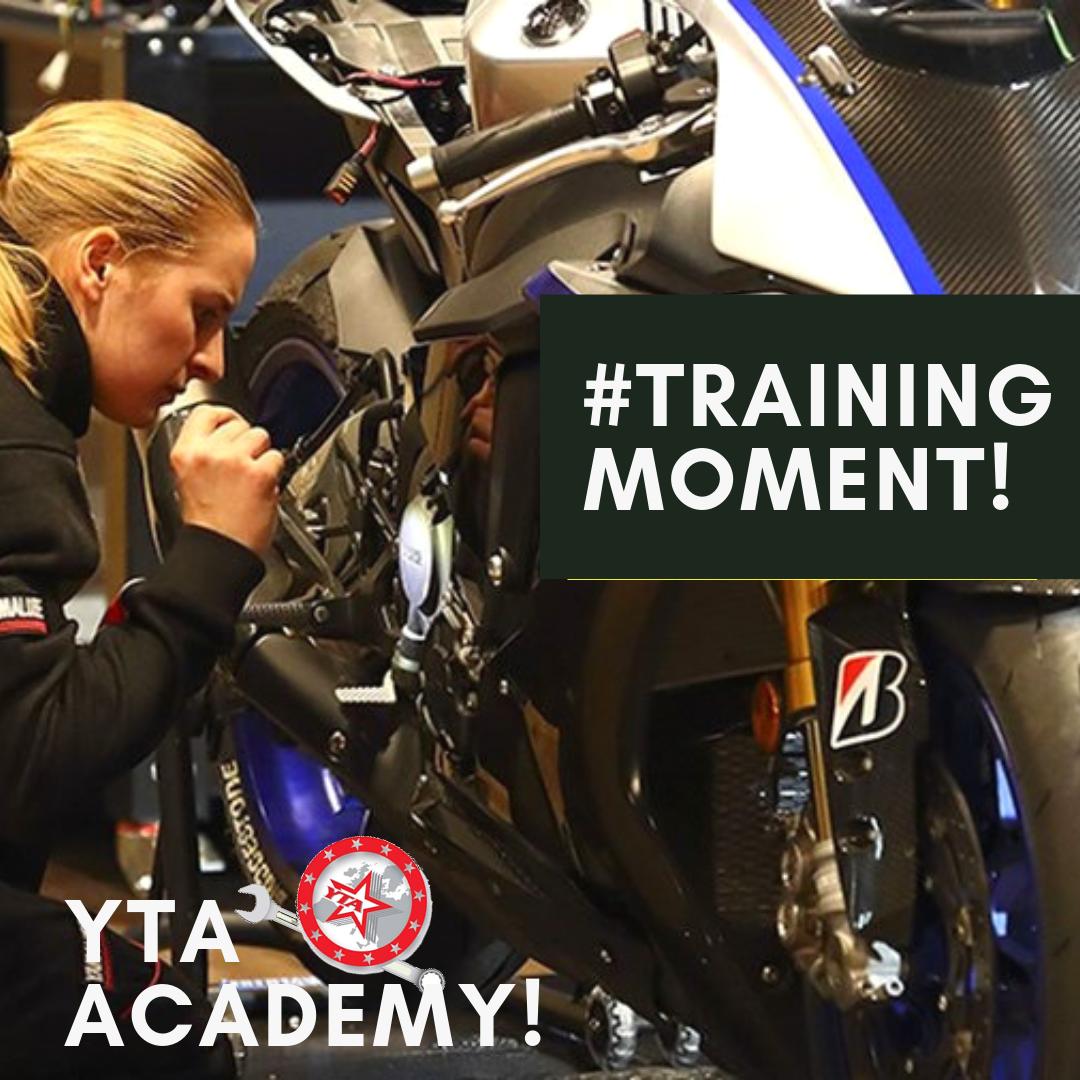 Nuestro Service and Sales departament esta de formación en fábrica para ofrecer el mejor servicio, horas y horas para poder obtener el TITULO que otorga @YTAACADEMY ‼️😜 .
.
WELCOME TO NEXT LEVEL 👊 .