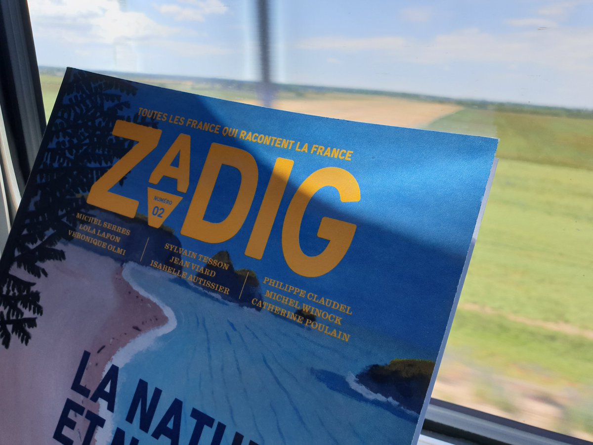 DHureaux's tweet photo. Aujourd'hui je traverse la France en train (Caen - Paris - Marseille) avec le numéro deux de @zadiglemag #CaVaMerci https://t.co/0T7gKLY0vA