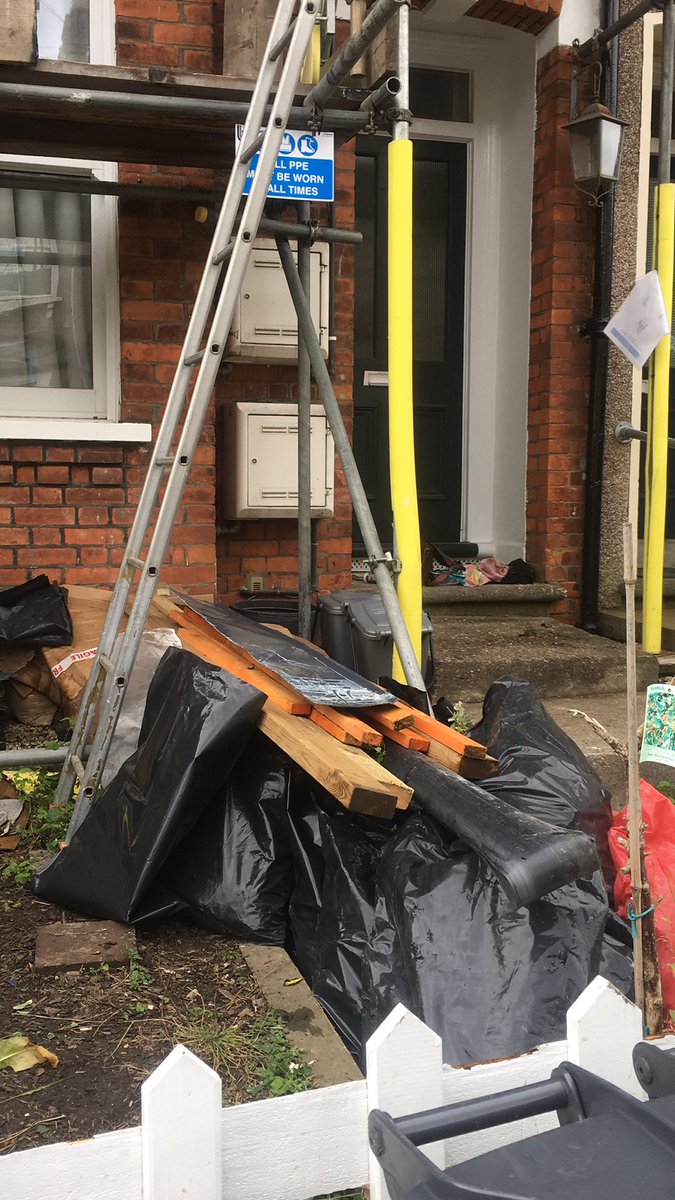 stephaniebron's tweet photo. @lewishamhomes Major works 6 months in and still not finished. This is how your contractors work. There used to be a garden here 😫 
Blocked drains, leaking new roof, the windows are having to be fitted again.....completely unacceptable https://t.co/vDD9eJ6OeO