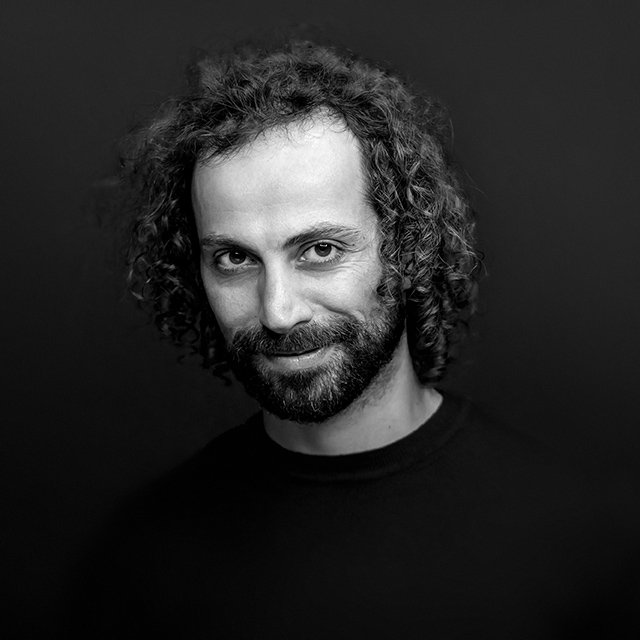 « Falling and rolling », un workshop du danseur et chorégraphe <a href="/GuyNader/">Guy Nader</a> à la @Mdverre, du 17 au 21 juin.
Plus d'information ici: bit.ly/2ZkYxHF