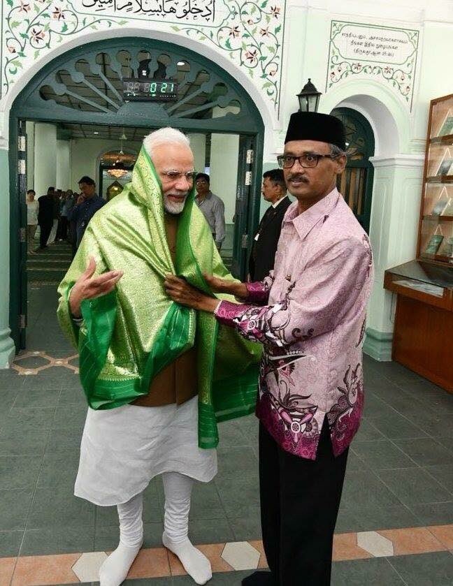 AaditriSinha's tweet image. Look at these pictures......you will get your answer...
#ModiWithMuslims 
#ModiForAll 
#modifoolhindus
#modibetrayedhindus
#ModiSarkar2 
#ModiWelfareForAll