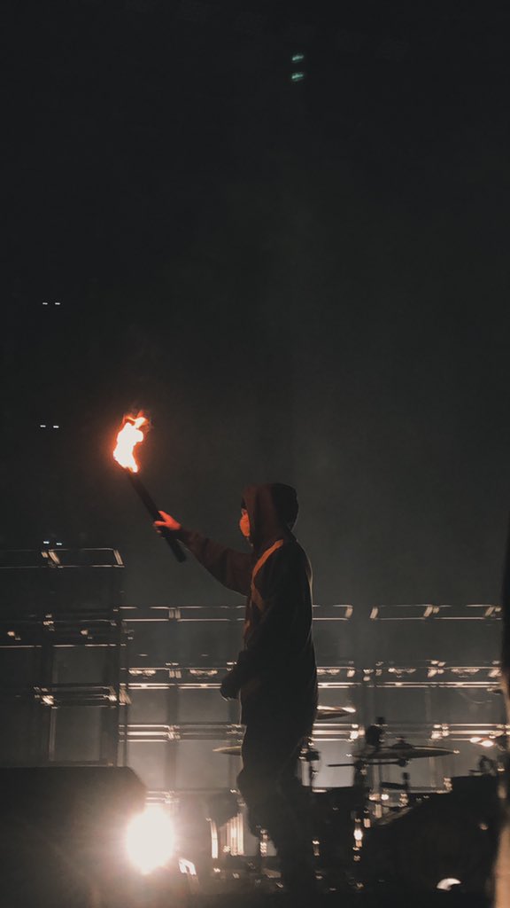 dunwithgrace's tweet photo. #banditocharlotte WRECKED ME https://t.co/r4FEFtLWiZ