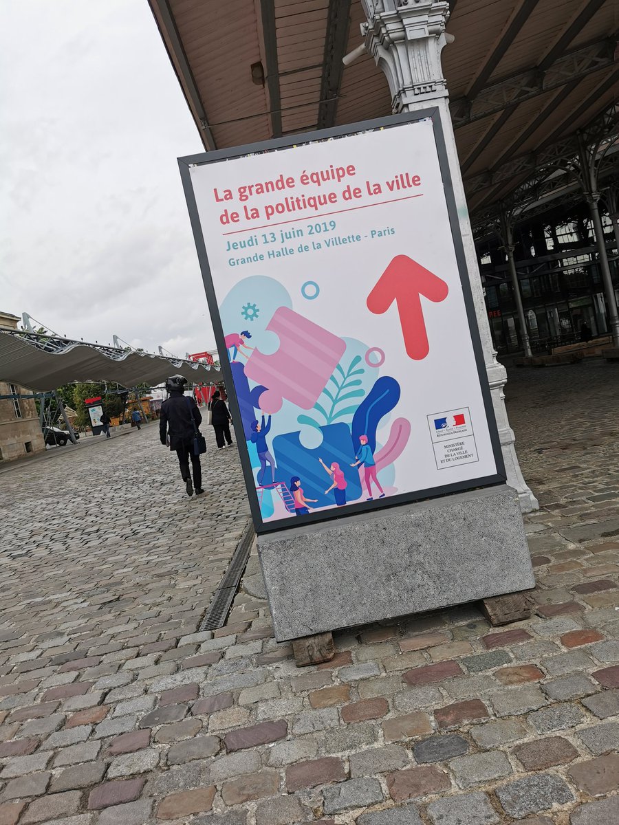eddydurteste's tweet photo. Direction la Grande Réunion à l'invitation de Julien Denormandie pour rejoindre le groupe de travail composé des acteurs et associations des quartiers prioritaires #citoyen #quartierpopulaire #engagement #politiquedelaville https://t.co/istPAh569m