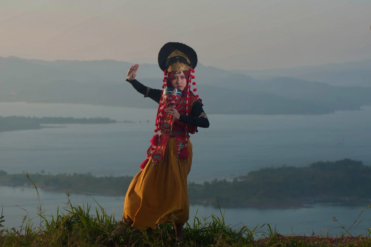 NetizenSMD's tweet photo. Eksotika Alam Dan Budaya Sumedang #Pasircinta 
📷 @iwankristiana https://t.co/qbpdrfRu3K
